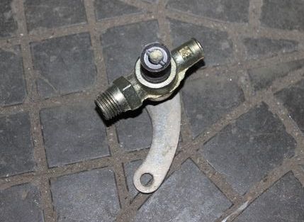 КРАНИК СЛИВНОЙ 51-1305040 (ПС-7-2)