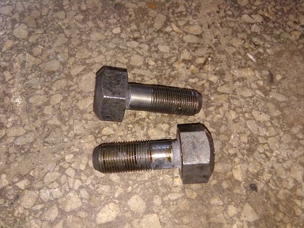 Болт коленвала Д-240 50-1005054 (L=70мм) (ММЗ)