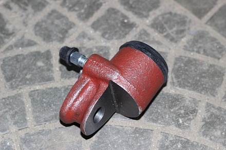 ЦИЛИНДР ТОРМ. ПЕРЕД. УАЗ прав. АДС 469-3501040-01