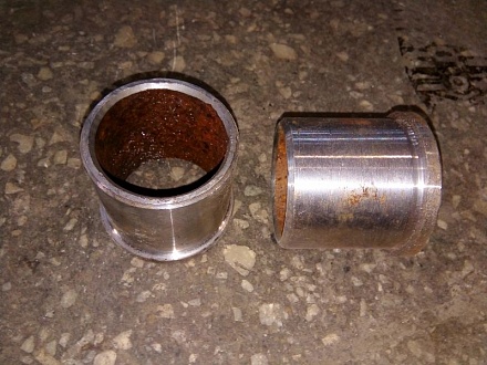 Втулка рамы малая 77.30.133