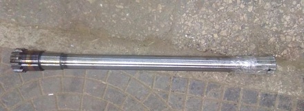 Вал внутренний промежут.вала  50-1701185 (завод)