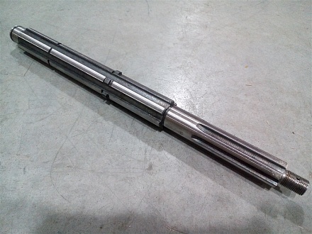 Вал промежуточный Т-25 25.37.301-10 (480мм)