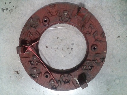 Диск нажимной сцепления МТЗ 70-1601093 (чугун без ушей сбоку) (БЗТДиА)