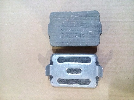 Колодка планетарного тормоза ДТ-75 77.38.051-1