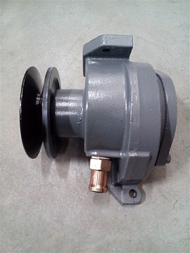 Насос водяной 236-1307010-А3 (Автомагнат)