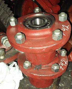 Ступица передняя МТЗ-80 с подшип.  70-3103010 (завод)