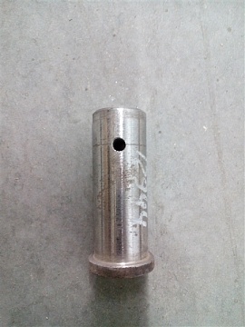 Палец крепл.отвала верх. ЭО-2621/2626 03.5500.200