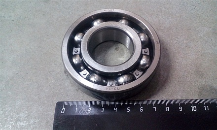 Подшипник 307