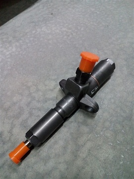 Форсунка Д-243  11.1112010-04 (171.1112010-50) (НЗТА)