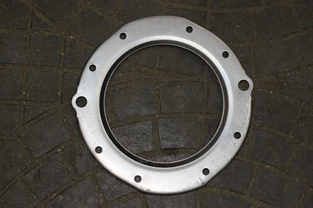 ОБОЙМА САЛЬНИКА ПОВ. КУЛАКА 3160 наруж. 3160-2304056