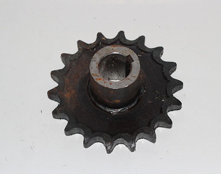 Звездочка КСР 00.260-01 (Н 022.030.35) Z=18