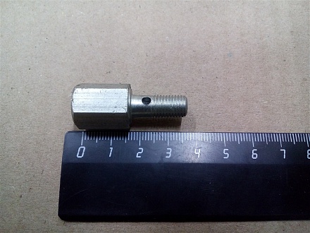 Штуцер трубопровода дренажного Д-243 ф 8мм 240-1111112-Б