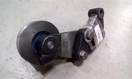 Натяжное устройство вод. насоса 236-1307155