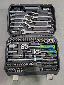 Набор инструмента Сибртех 82 предмета, черный кейс (13391)