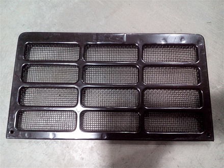 Решетка радиатора нижняя МТЗ-80 80-8401020-Б