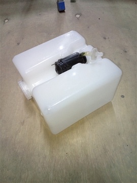 Бачок омывателя ГАЗ-33081,3309 24 В в сб. (Авто-Электро Оборудования г.Калуга), 123-5208000