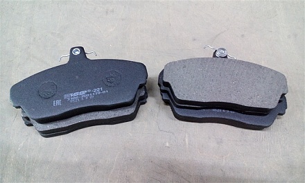 Колодка тормозная перед. ГАЗель,Волга (к-т 4 шт) (в упак. ГАЗ) (ТИИР), 3302-3501800-2