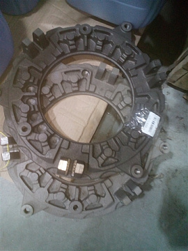 Диск нажимной сцепления МТЗ  80-1601093 (Н/обр)  (чугун 3 уха сбоку) (А)