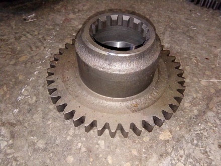 Шестерня привода ВОМ (2 ступень)   70-1601086 (завод)