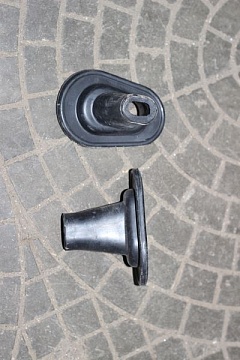 ПЫЛЬНИК РУЧНОГО ТОРМОЗА 452-3508160