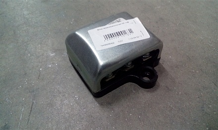 Блок предохранителей ПР 12В