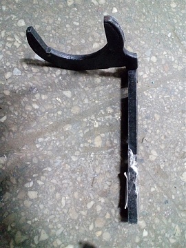 Вилка ведущего вала ДТ-75 77.58.014-1