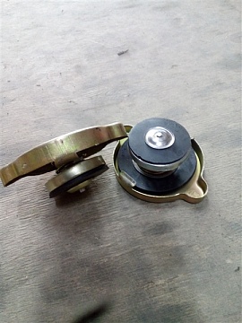 Пробка радиатора МТЗ малая 52-1304010 (21.01.270)