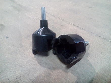 Насадка для шуруповёрта под изоляторы для электропастуха