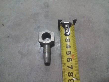 Угольник с гайкой МТЗ 240-1104118-01