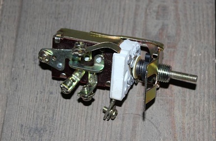 Переключатель света центральный П-312-01 с регулировкой