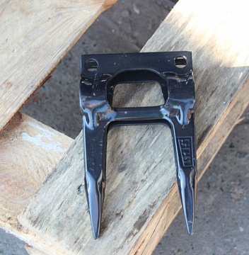 Палец двойной 12 мм 16500.01 (черный) (ШУМАХЕР)