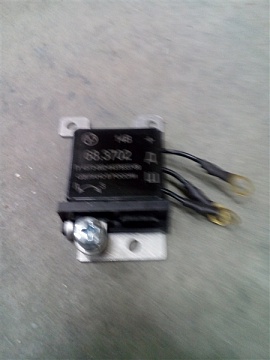 Регулятор напряжения с посез. регулир. 68.3702