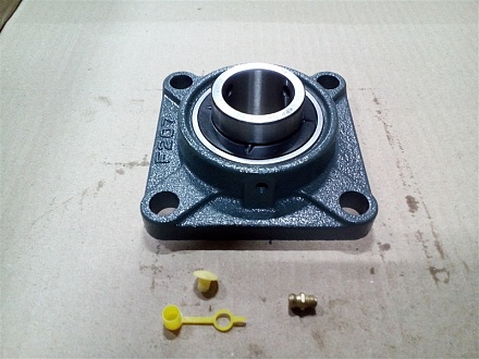 Подшипник UCF207 (480207)