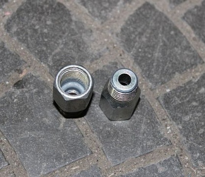 ШТУЦЕР БЕНЗОНАСОСА прямой 298348