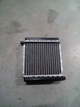 Радиатор отопителя МТЗ  1216.8101060 (80-8101900) аллюм. (патрубки в разные стороны)