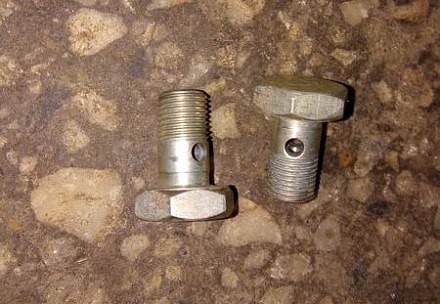 Болт штуцера  Д37М-1104337