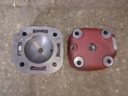 Головка блока цилиндра ПД-10 Д24.033 (чугун)