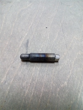 БОЛТ РЕГУЛИР. КЛАПАНОВ н/о 4216-1007075-03