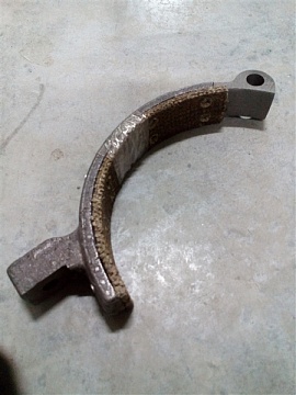 Колодка тормозная ДТ-75 77.36.012