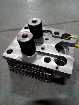 Головка блока цилиндров Д-144 в сб Д144-1003008-10 под свечу накаливания