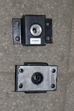 Амортизатор двиг. АКСС-400М К-700 700.00.10.020