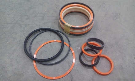 Рем. к-т гидроцилиндра задней навески (Ц100х200-3/аналог ЦС-100) МТЗ-80/82/100/102 "ВЗТА"