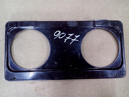 Решетка радиатора ниж. МТЗ(встр. круглые фары) 80-8401080