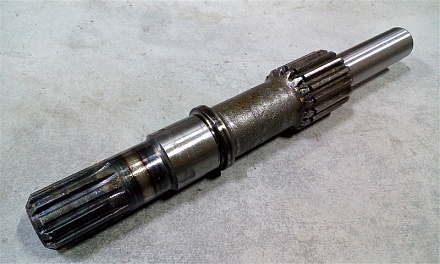 Вал ведомый ВОМ  70-1601021 (ОАО МТЗ)