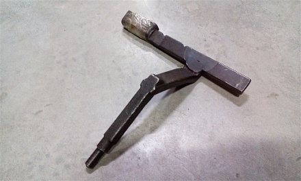 Поводок МТЗ 50-1702095