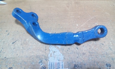 Рычаг поворотный правый ПВМ Т-40 Т40А-3001224-А (на ведущий мост)