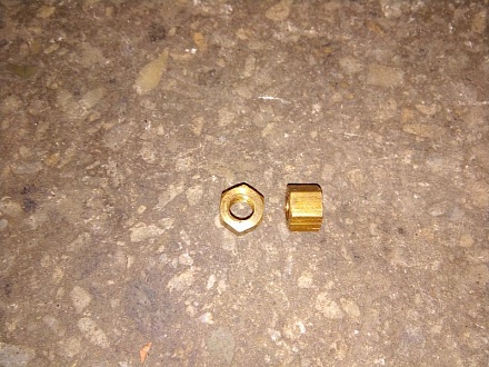 Гайка коллектора  Д30-1008127 (омедненная) М8*1