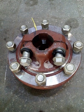 Ступица задняя МТЗ с болтами   50-3104010 (ОАО МТЗ)