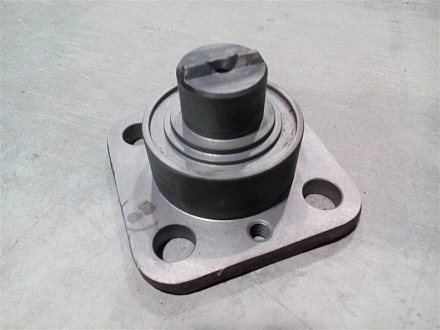 Ось редуктора нижняя 1520-2308037-01 (ВЗТЗЧ)