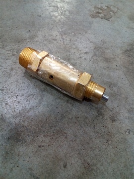 Клапан предохранительный 700.35.00.100